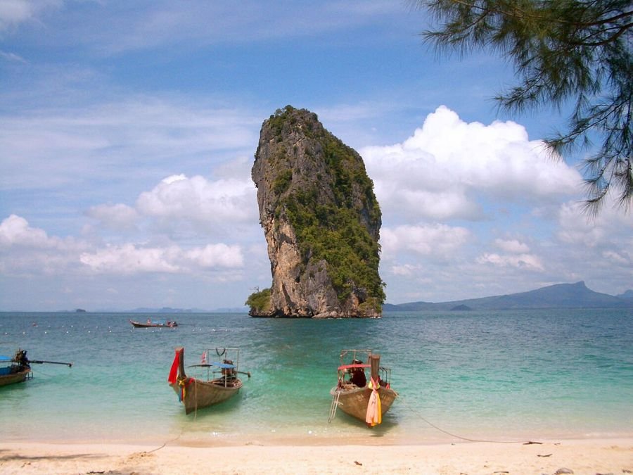 Koh Poda, island in Krabi, Thailand